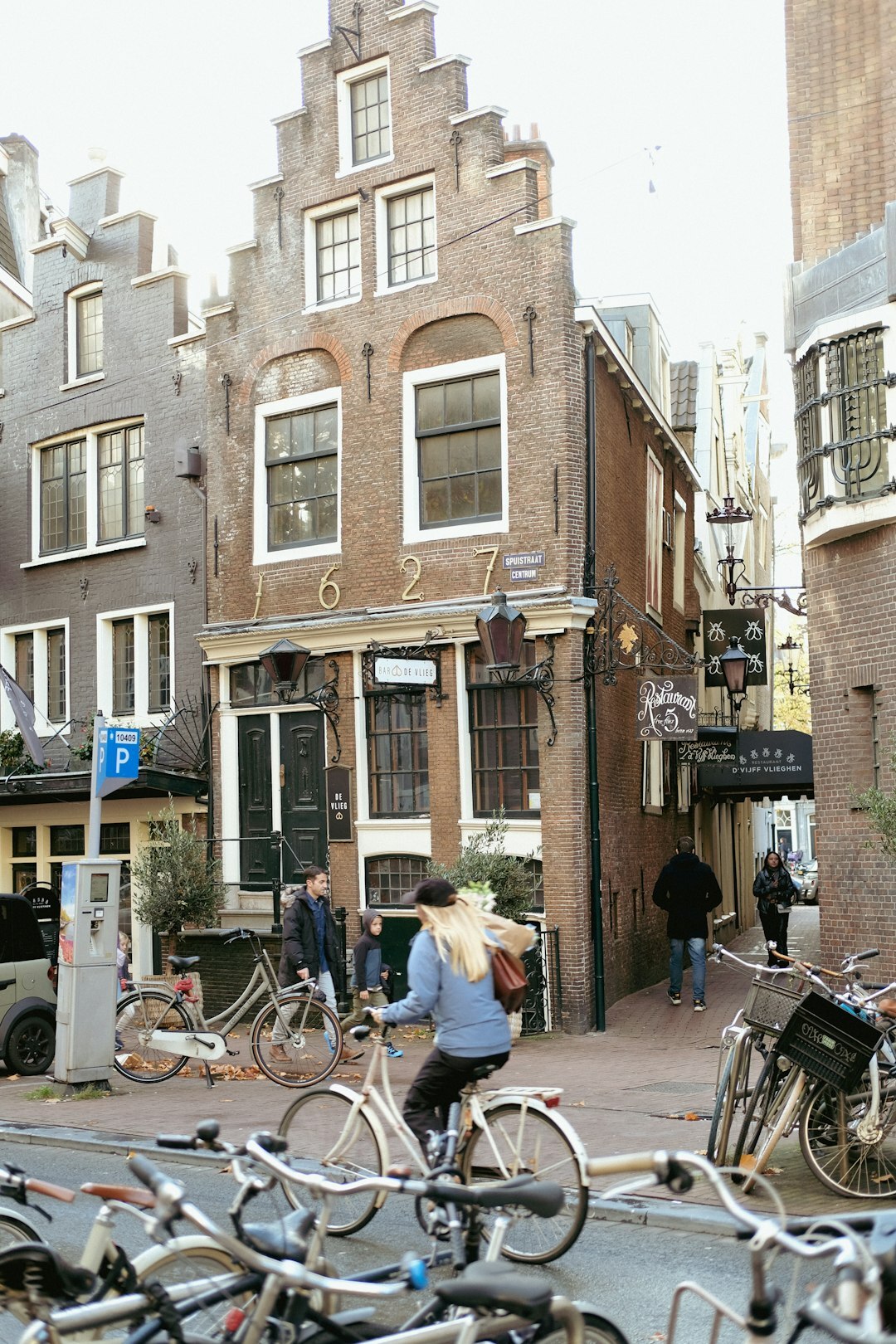 dutch mystery book cover